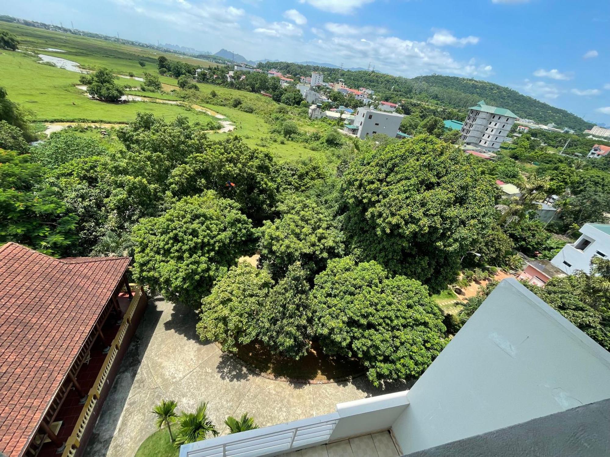 Thien Binh Hotel Hòa Bình Dış mekan fotoğraf